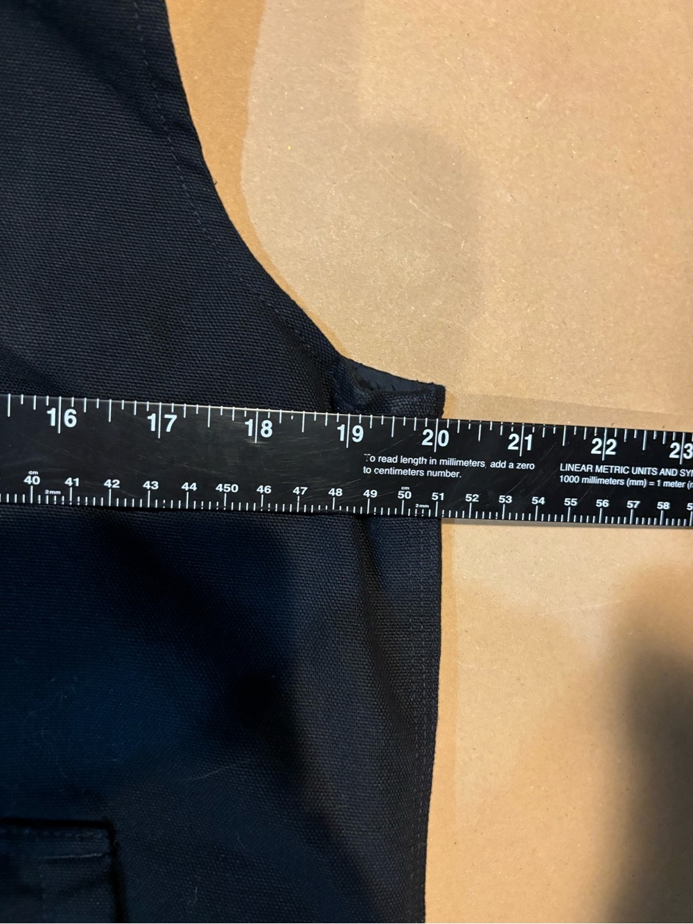 Carhartt Black Hooded Work Vest like New - Picture 10 of 13